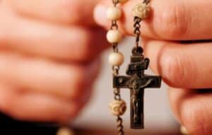 Encuentra paz con Pocket Terço: ¡Descarga ya!