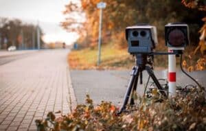 Evita multas con Waze: Seguridad garantizada