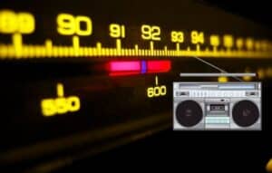 Escucha el mundo con Radio