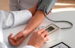 Controla tu hipertensión con app.