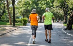 Mejora tu Salud con Aplicaciones de Caminata